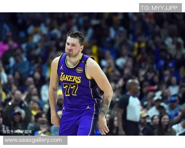 火箭主场负于湖人，遭遇两连败：反思与展望