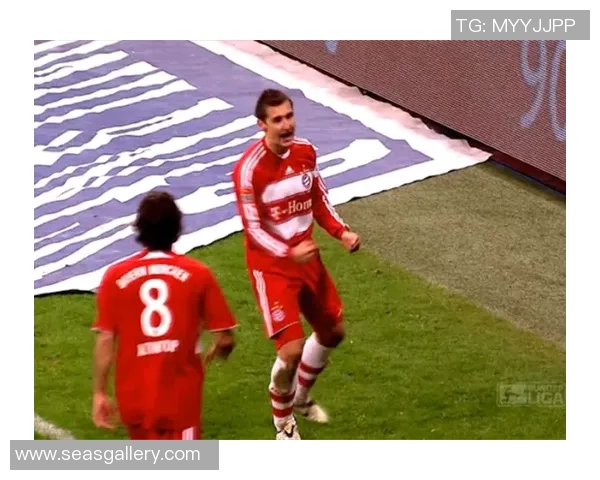 足球转会热点：劉阿可能加盟德甲联赛，飴邁斯哄抢奥京球员